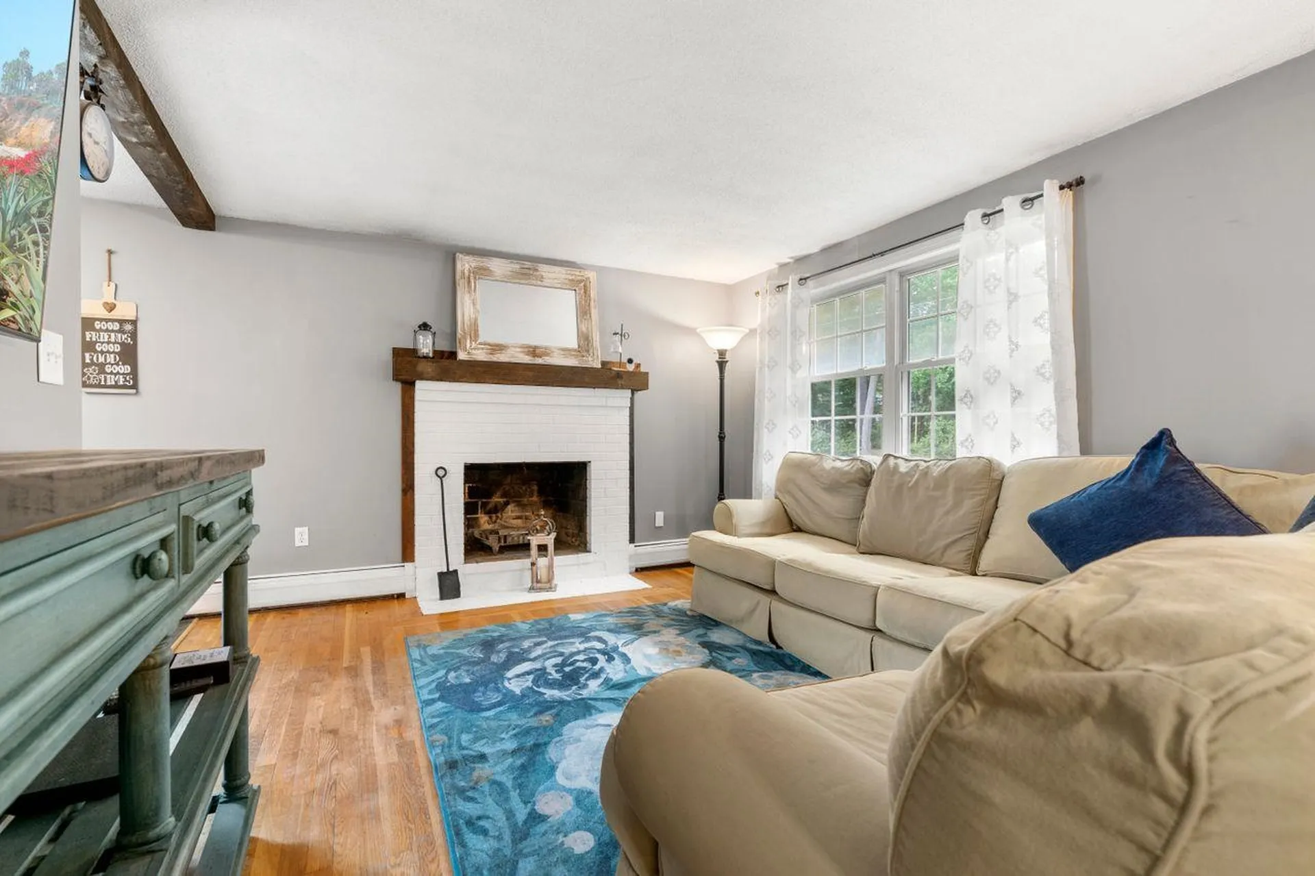 62 Old Auburn Road Derry NH 03038
