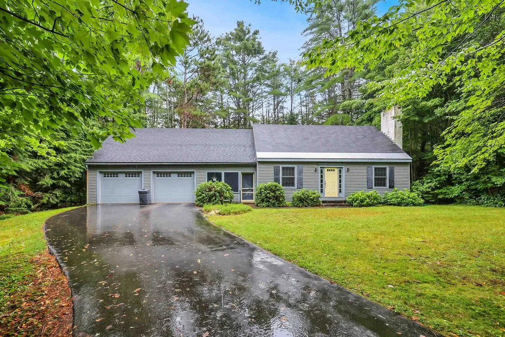 19 Haywagon Road Gilford NH 03249