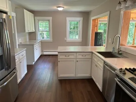 642 Pleasant Street New London NH 03257