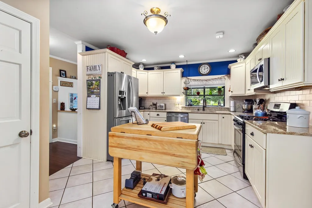 7 Micah Terrace Milton NH 03851