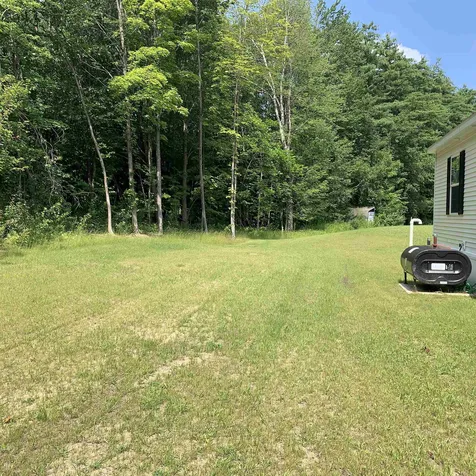 18 Cleo Circle Rochester NH 03868