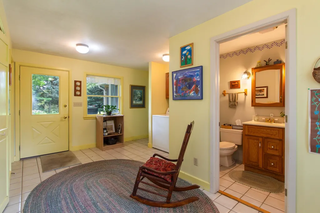 59 Pearl Street Grand Isle VT 05458