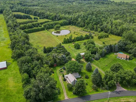 59 Pearl Street Grand Isle VT 05458