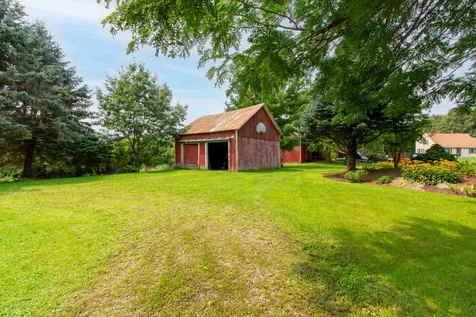 59 Pearl Street Grand Isle VT 05458