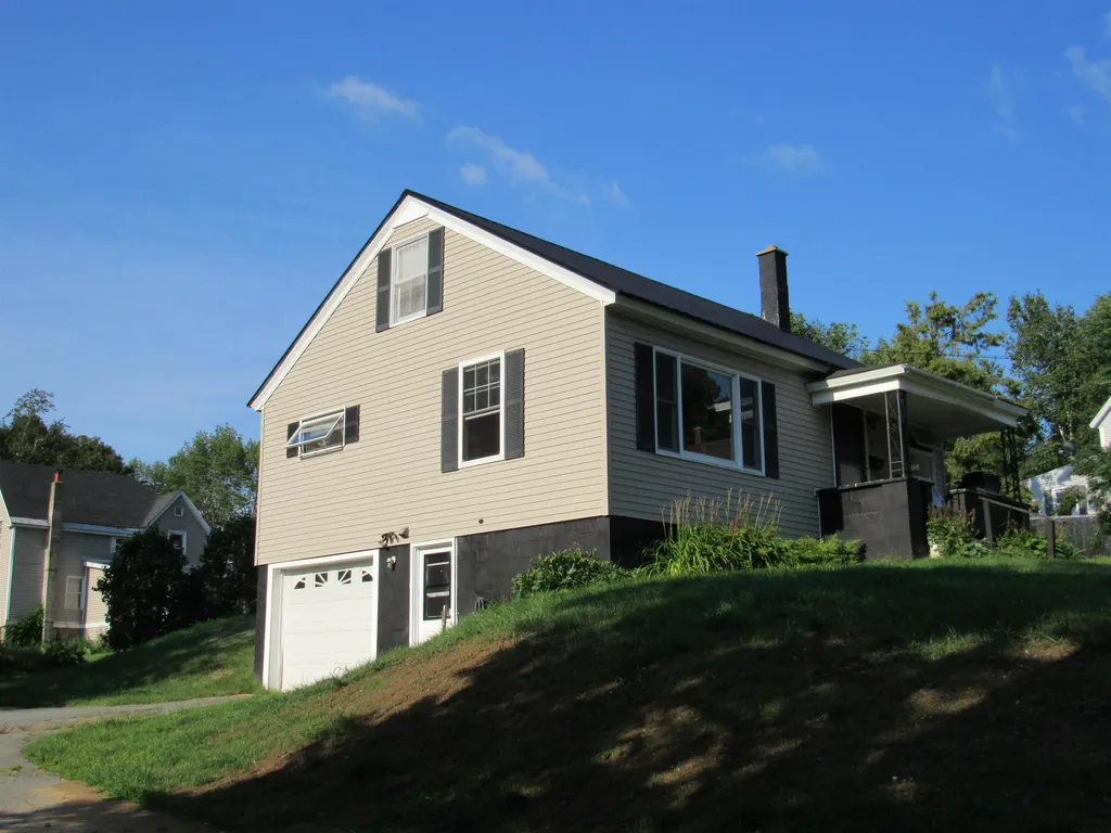 3 1st Street Gorham NH 03581