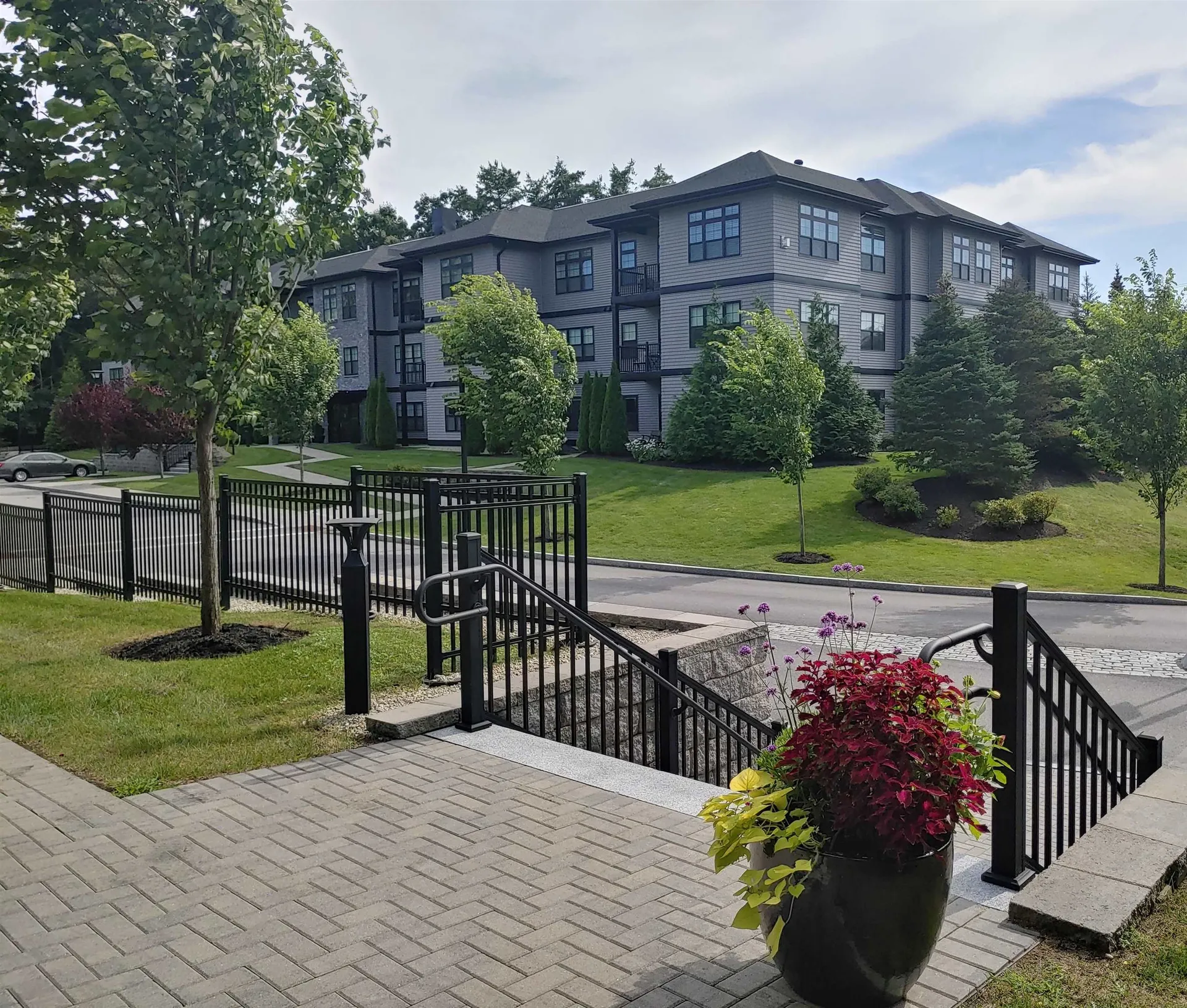 2075 Lafayette Road Portsmouth NH 03801