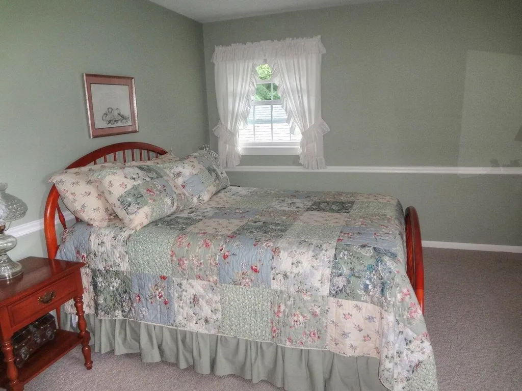 55 Honey Hill Road Hinesburg VT 05461