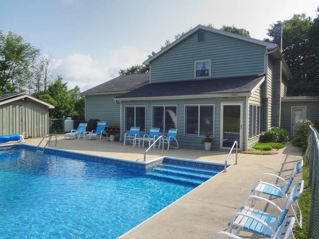 55 Honey Hill Road Hinesburg VT 05461