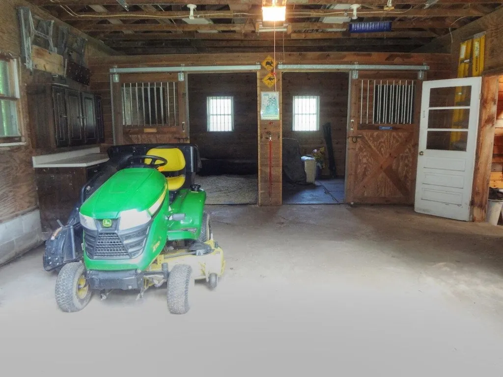 55 Honey Hill Road Hinesburg VT 05461