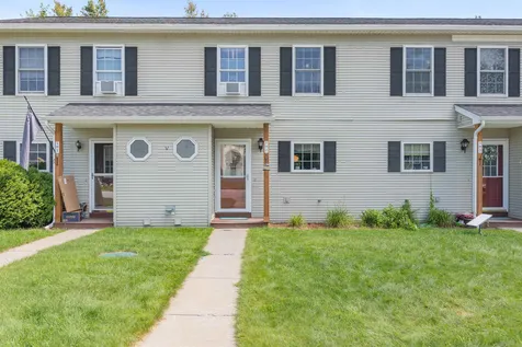 54 Colonial Road Fairfax VT 05454