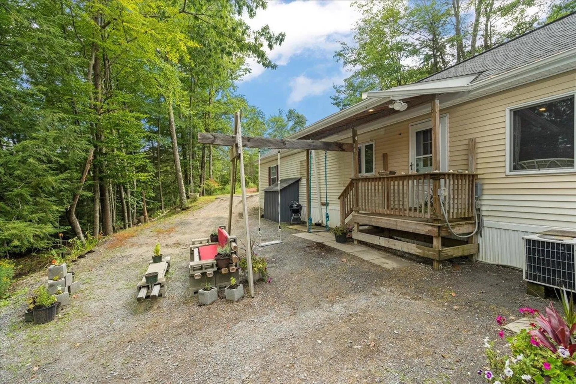 20 Forgotten Lane Jaffrey NH 03452
