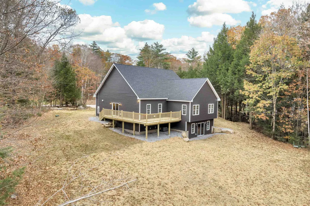 177 Tanglewood Drive Henniker NH 03242