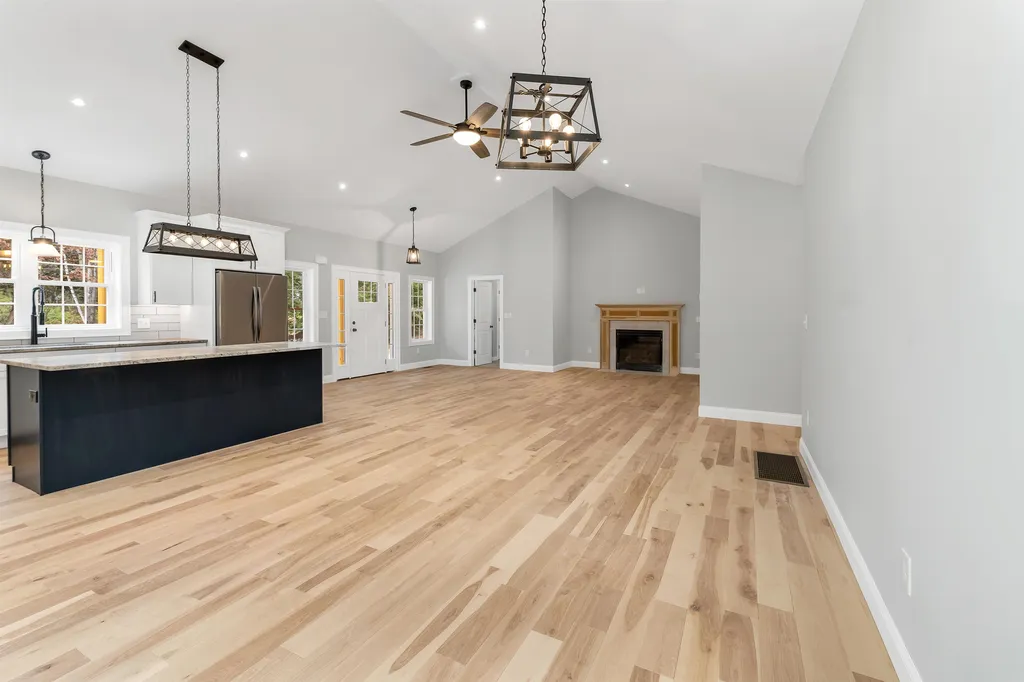 177 Tanglewood Drive Henniker NH 03242