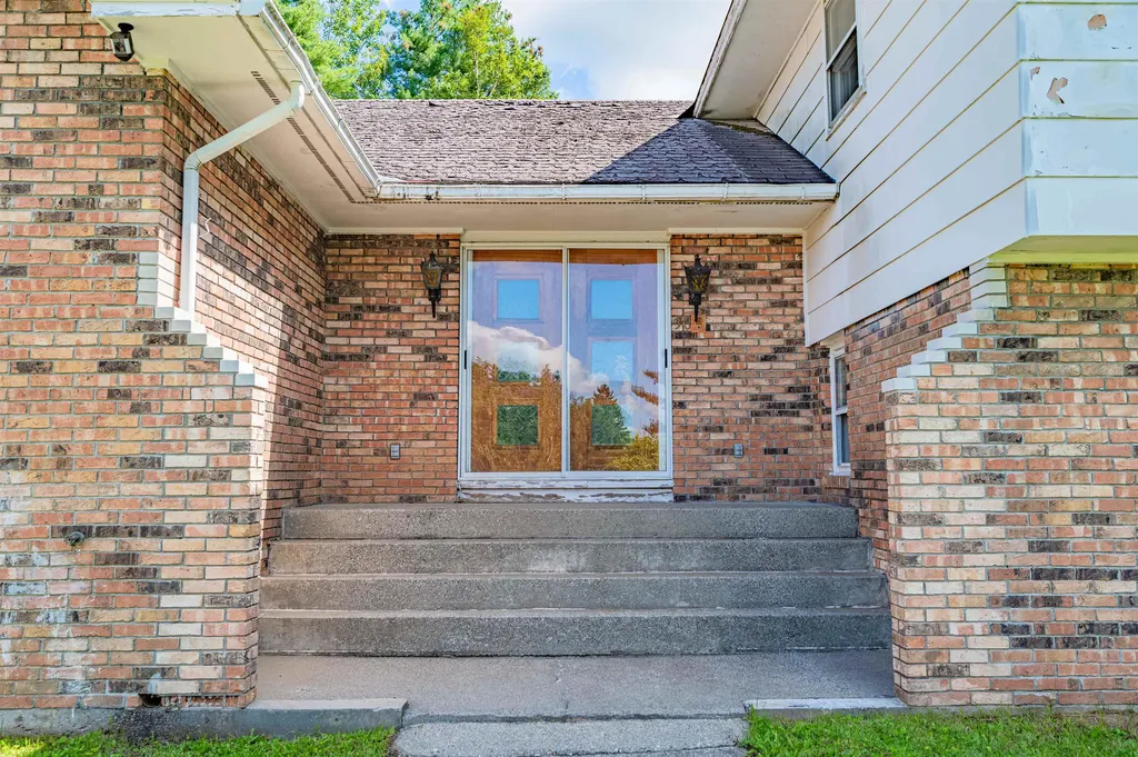 36 Deerfield Drive Montpelier VT 05602