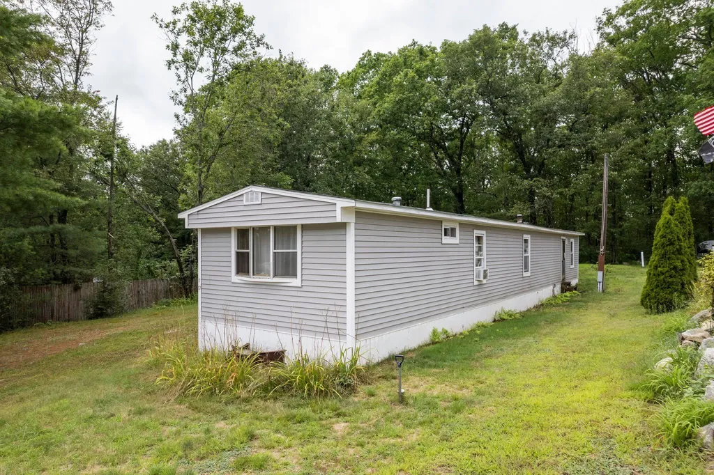 17 Hillside Drive Allenstown NH 03275