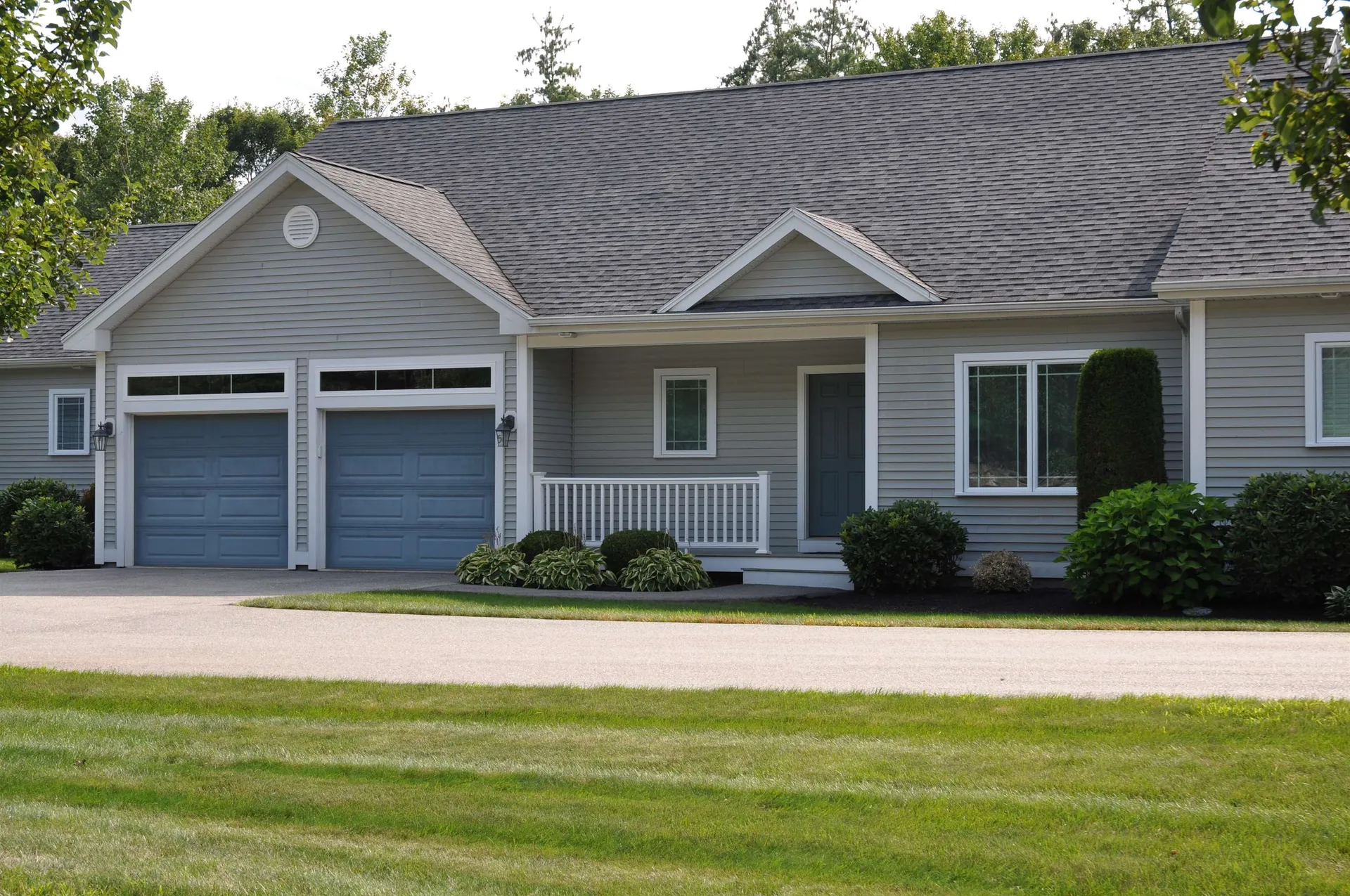5 Evergreen Way Windham NH 03087