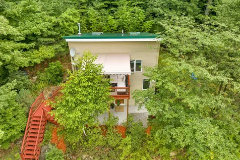 20 Spruce Avenue Gilmanton NH 03237
