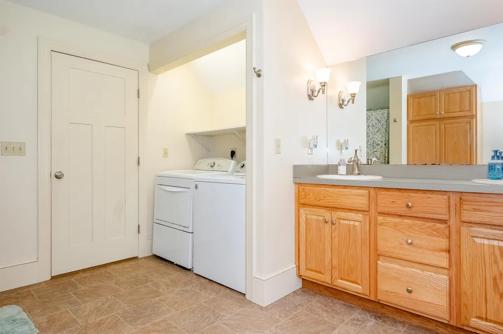 115 Spring Street Farmington NH 03835