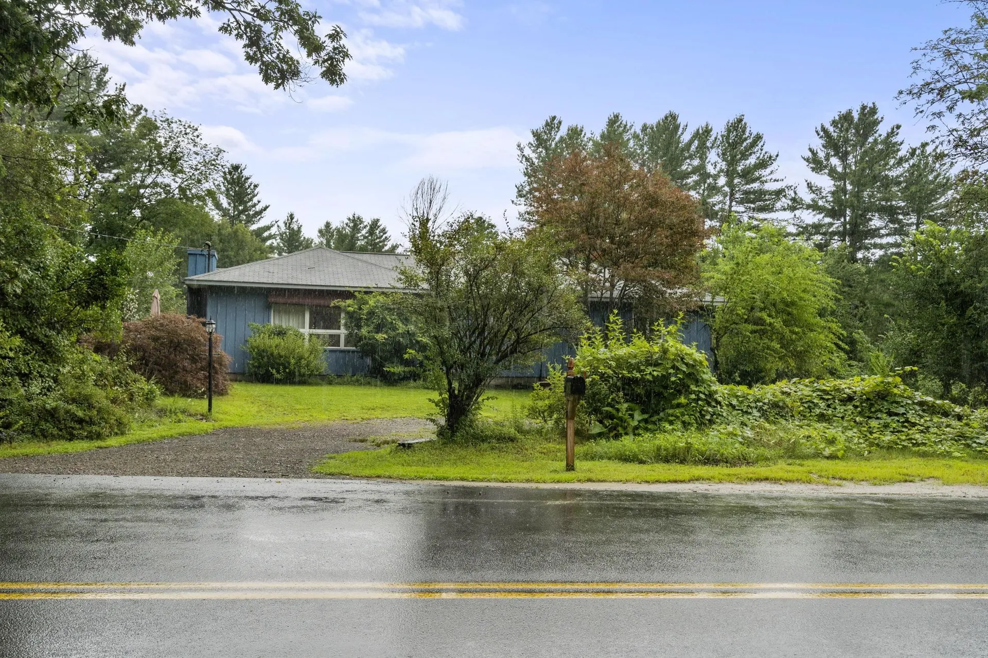 91 Pelham Road Hudson NH 03051