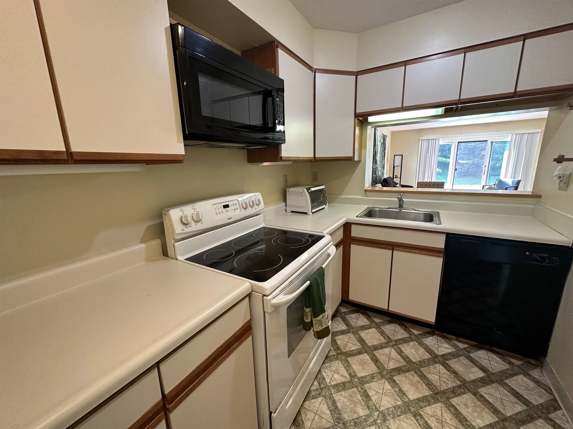 55 Heather Drive Hartford VT 05001