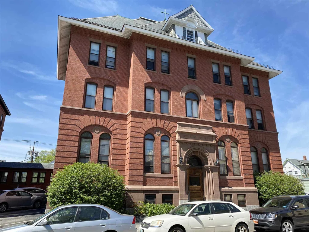 124 Orange Street Manchester NH 03102