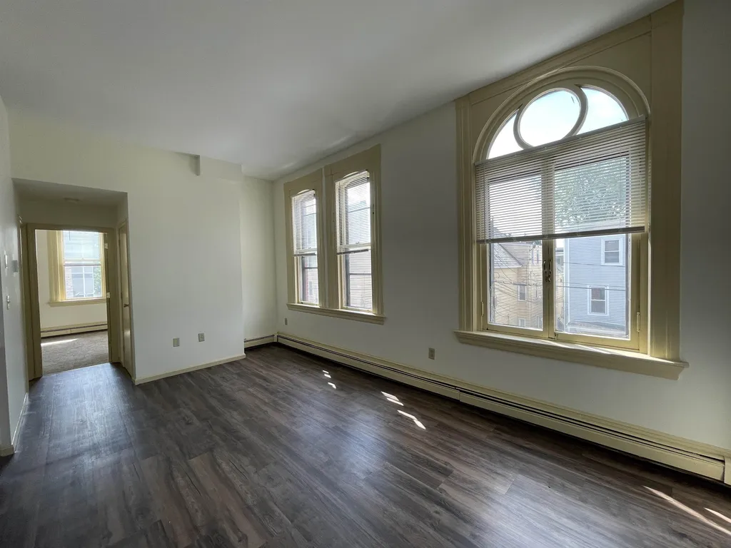 124 Orange Street Manchester NH 03102
