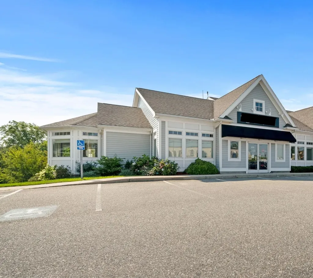 1019 Osgood Street North Andover MA 01845
