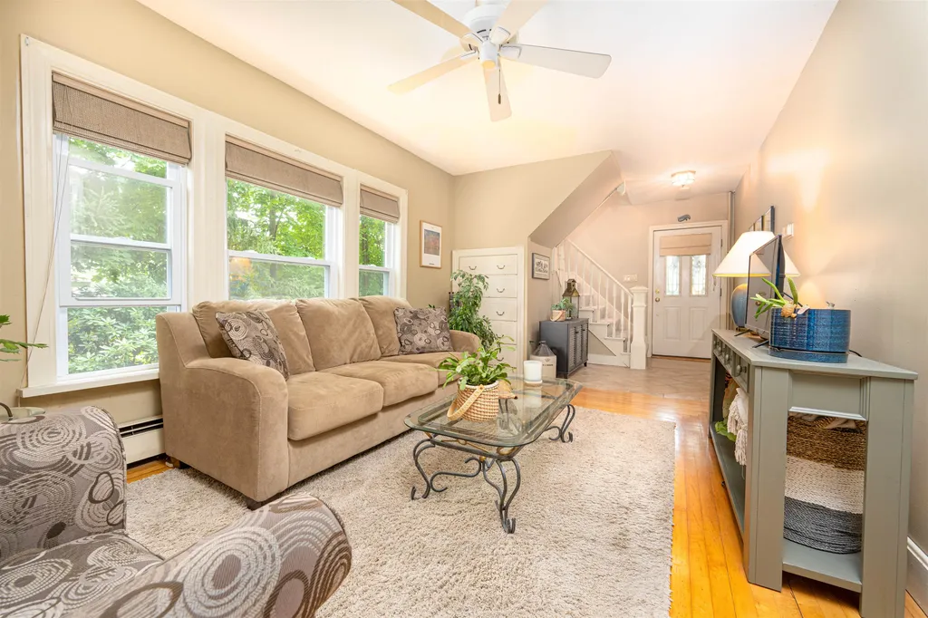 15 Jefferson Street Derry NH 03038