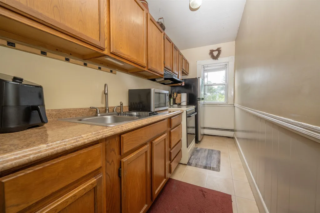 15 Jefferson Street Derry NH 03038