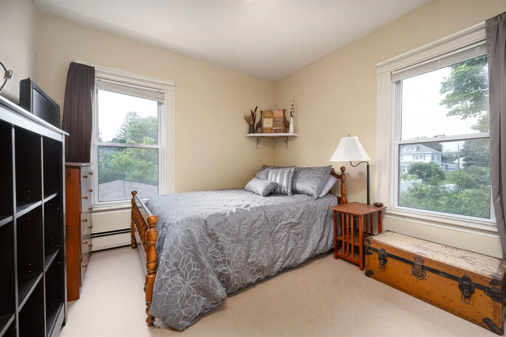 15 Jefferson Street Derry NH 03038