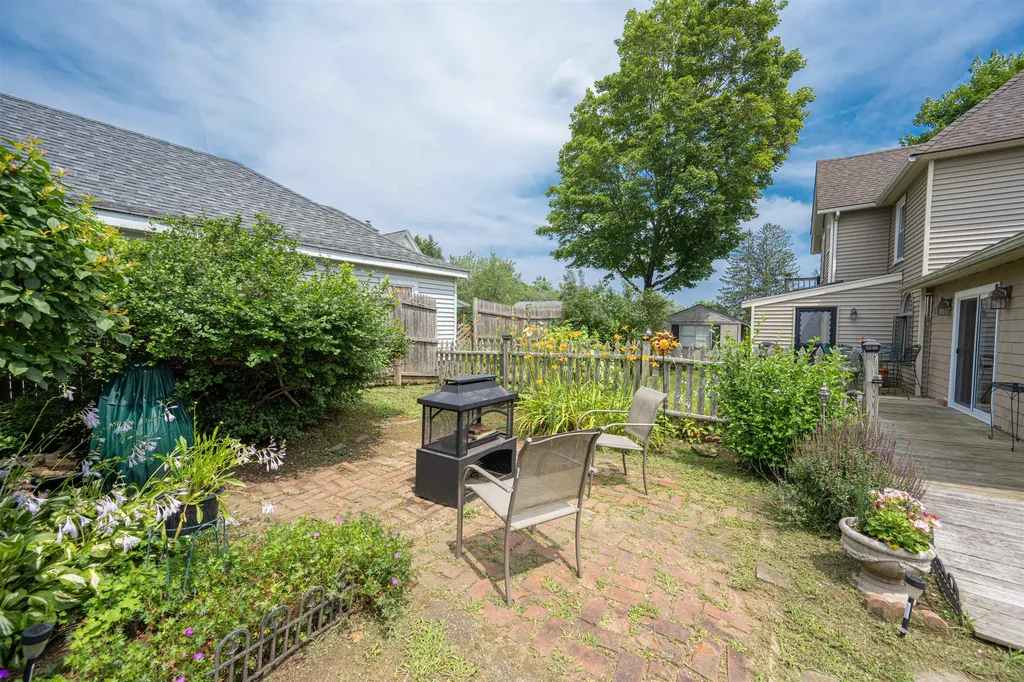 15 Jefferson Street Derry NH 03038