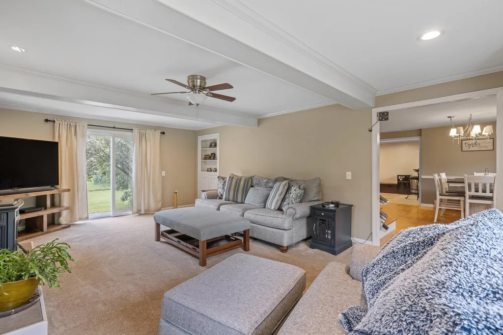 51 Woodrow Avenue Franklin NH 03235