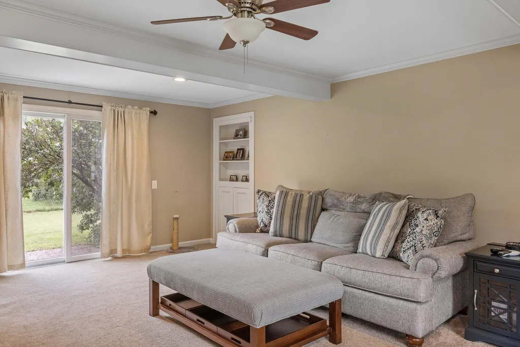 51 Woodrow Avenue Franklin NH 03235