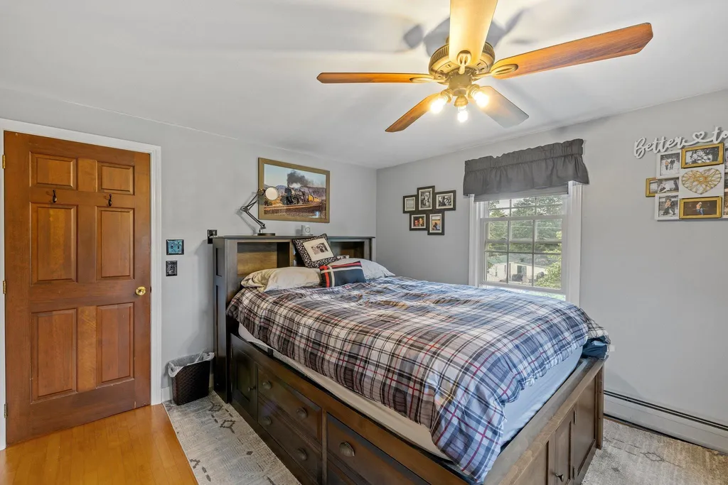 51 Woodrow Avenue Franklin NH 03235