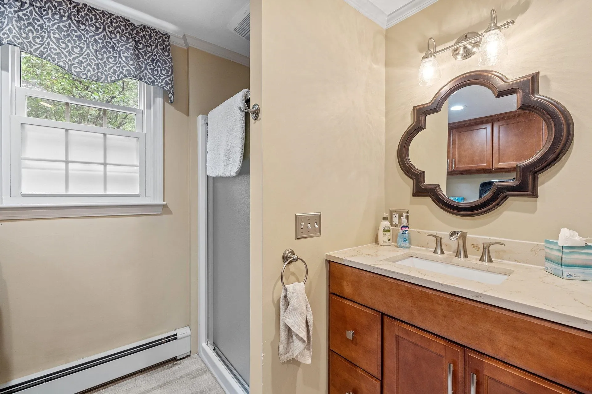 51 Woodrow Avenue Franklin NH 03235