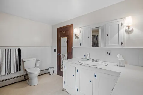 51 Woodrow Avenue Franklin NH 03235