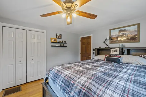 51 Woodrow Avenue Franklin NH 03235