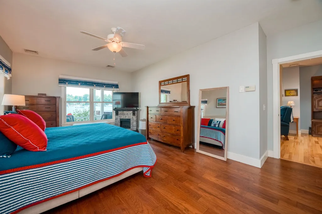 9 Davis Road Gilford NH 03249