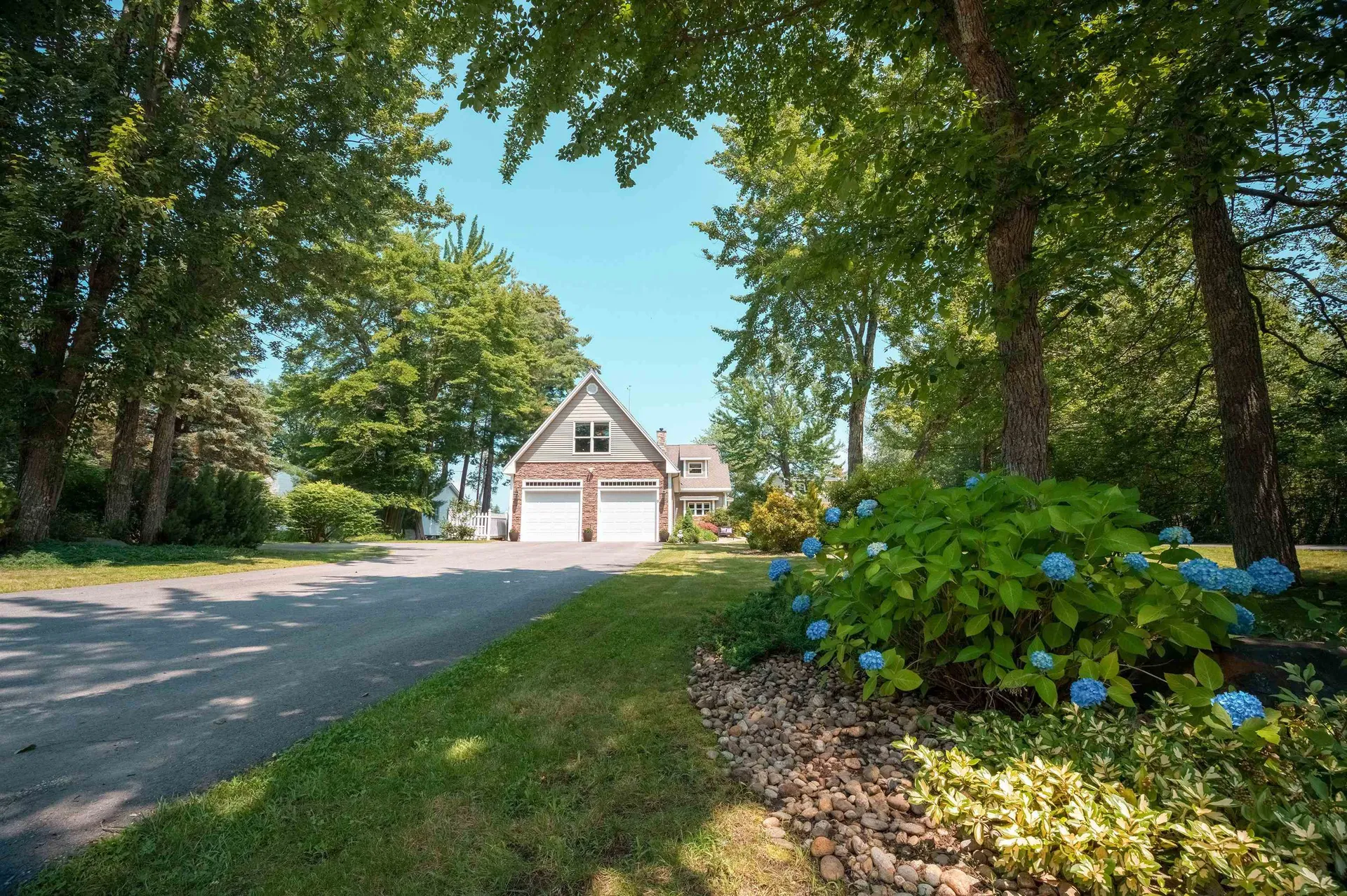 9 Davis Road Gilford NH 03249