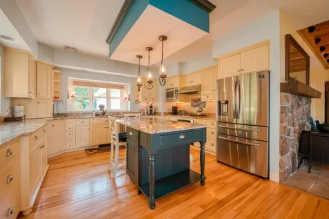9 Davis Road Gilford NH 03249