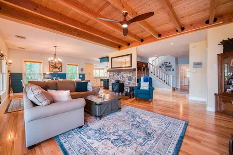 9 Davis Road Gilford NH 03249
