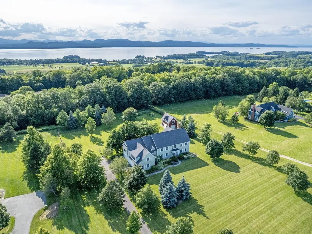 798 Ridgefield Road Shelburne VT 05482
