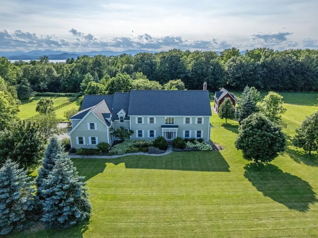 798 Ridgefield Road Shelburne VT 05482