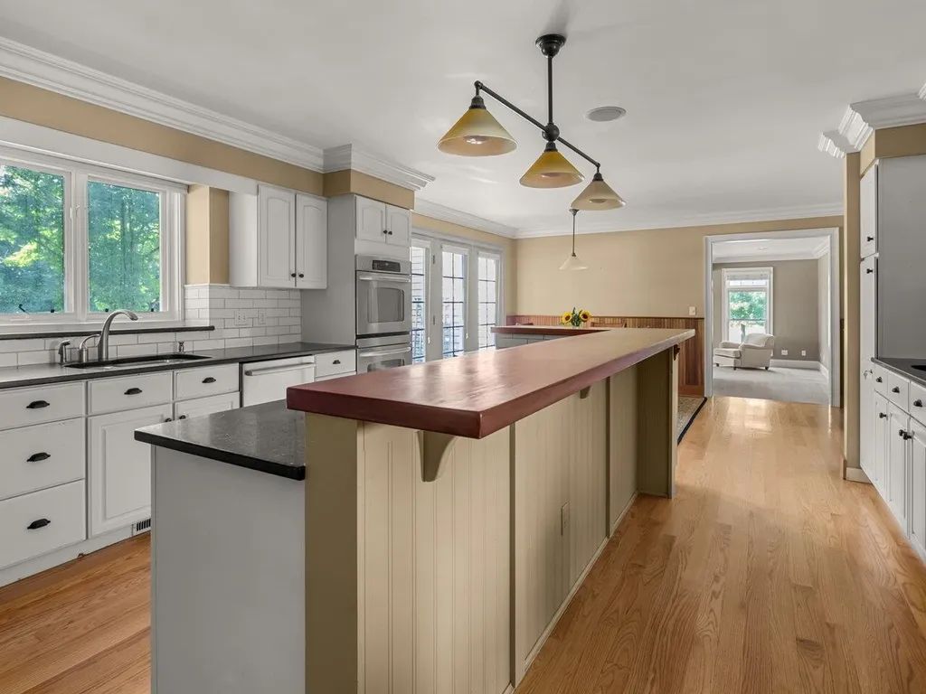 798 Ridgefield Road Shelburne VT 05482
