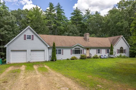 21 Dexter Court Fremont NH 03044