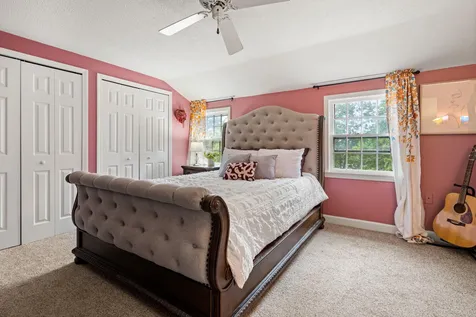 115 Cannongate Iii Road Nashua NH 03063