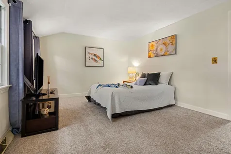 115 Cannongate Iii Road Nashua NH 03063