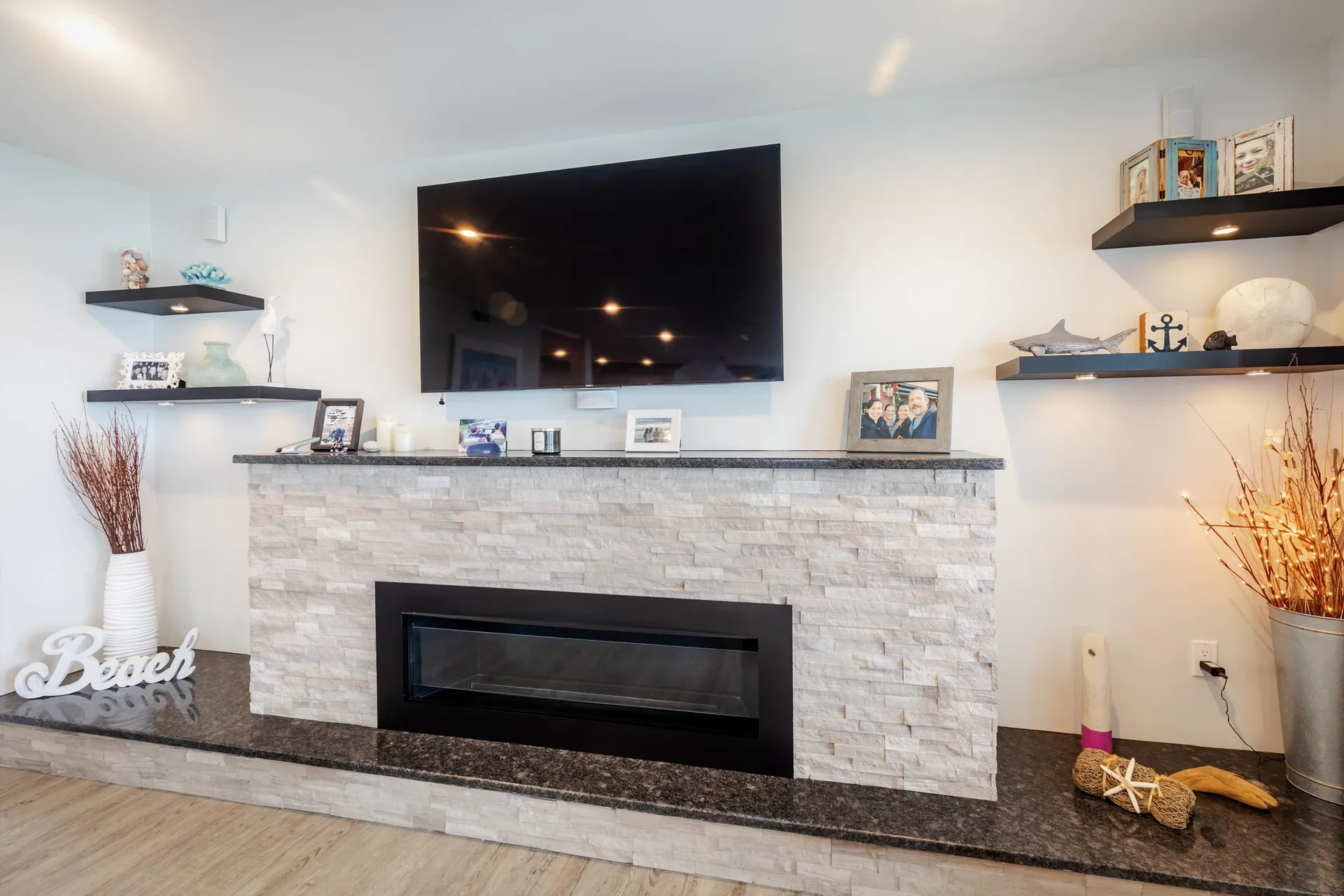 377 Ocean Boulevard Hampton NH 03842