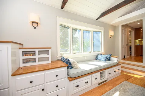 55 South Road North Hampton NH 03862