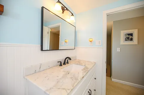 55 South Road North Hampton NH 03862